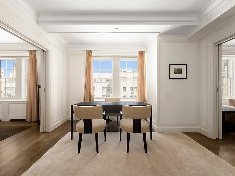 25 E 77th St #1503 — Photo 4