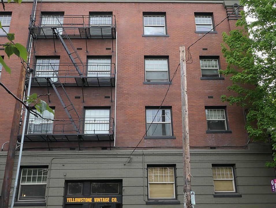 1st image of 2109 NW Irving St Unit 405