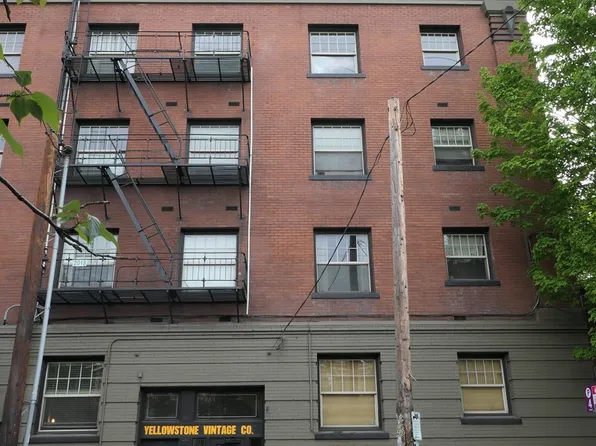 2109 NW Irving St Unit 405, Portland, OR 97210