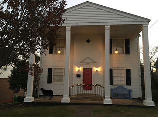 121 7th St NW, Pulaski, VA 24301