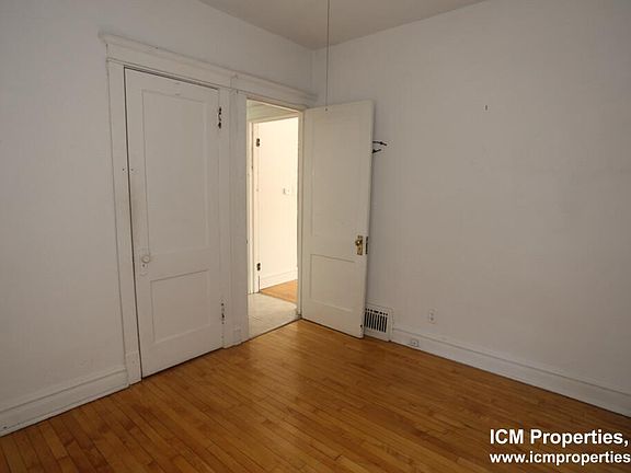 4th image of 1954 W Winona St #3