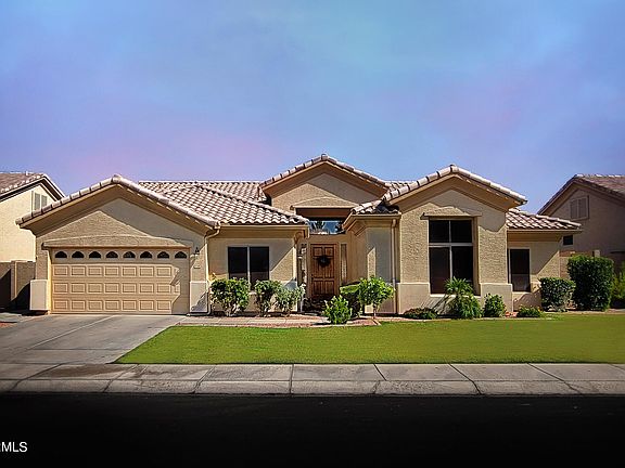 2nd image of 3740 S VISTA Place