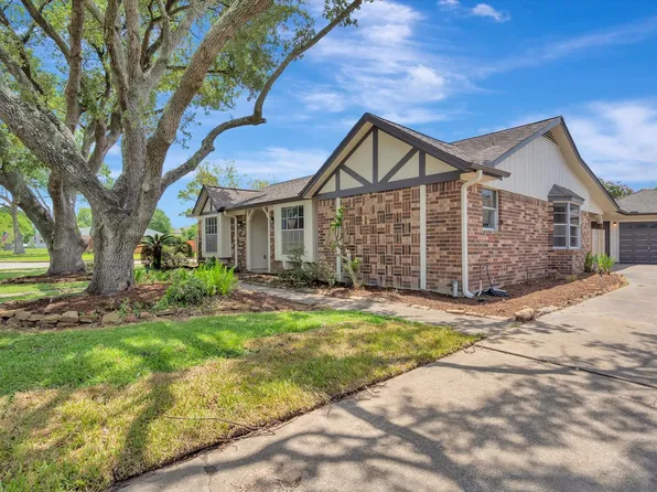 10340 Rocky Hollow Rd, La Porte, TX 77571