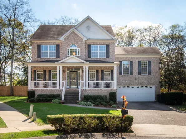 167 Chesapeake Harbor Blvd, Hendersonville, TN 37075