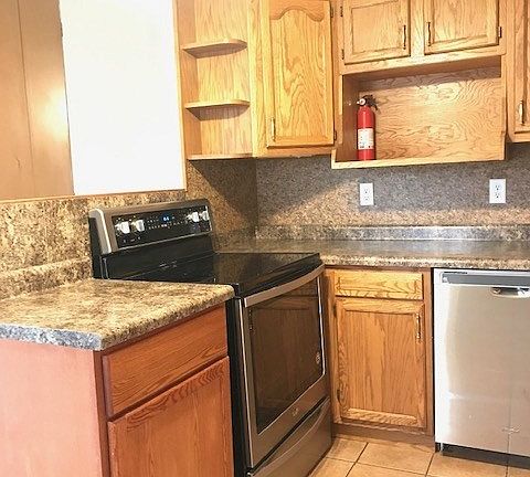 5th image of 2317 Summerfield Dr