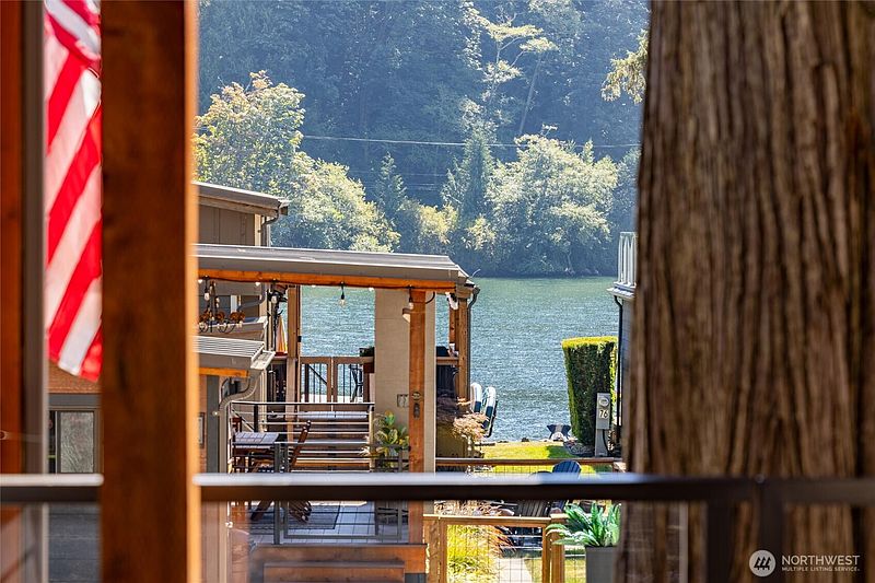 5th image of 990 S Lake Whatcom Boulevard #40