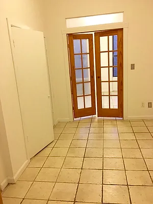 Rented by MQ Realty LLC | media 30