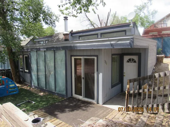 721 Clarkson Ave APT B, Rifle, CO 81650