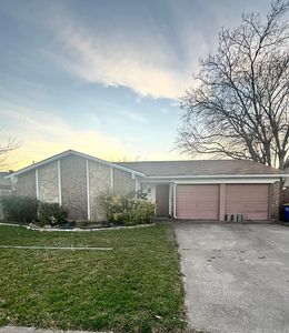 7533 Meadowlark Ln N, Watauga, TX, 76148