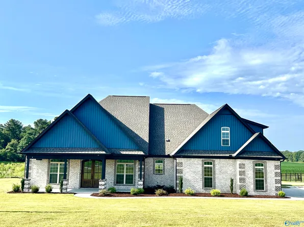 955 Sanderfer Rd, Athens, AL 35611