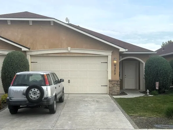 9313 Vincenzo Dr, Pasco, WA 99301