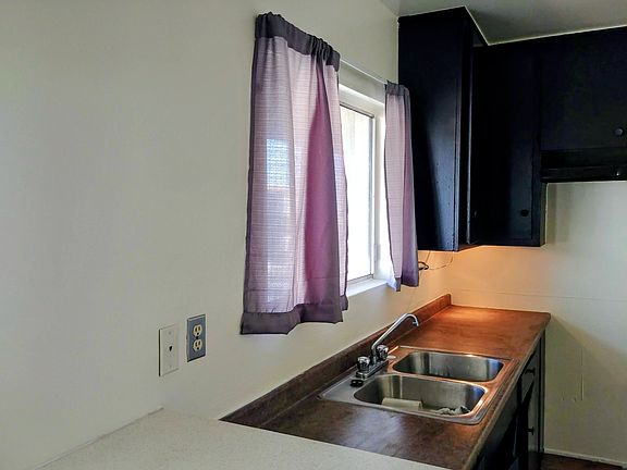 5th image of 821 Olive Ave APT 6