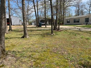 22800 Sunshine St, Lebanon, MO 65536