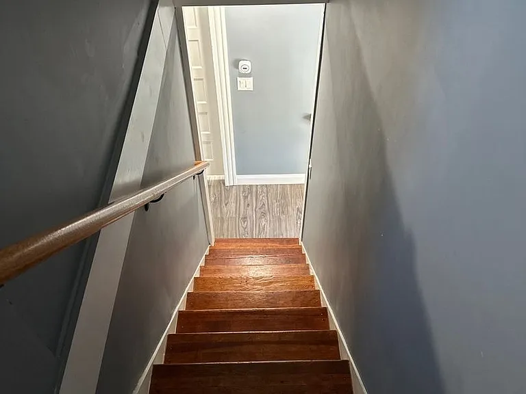 30 Elm St — Photo 7