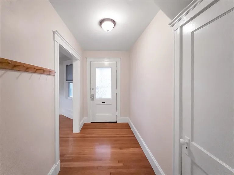 21 Bradwood St #1 — Photo 9