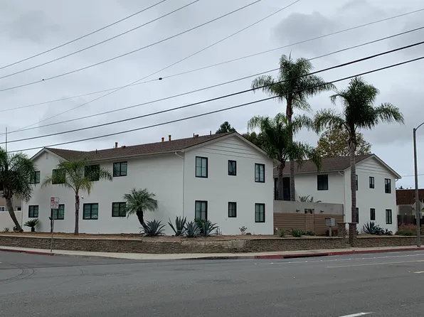 357 Victoria St #4, Costa Mesa, CA 92627