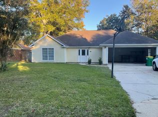 3312 N 2nd St, Ocean Springs, MS 39564