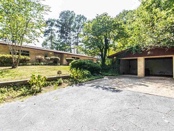 2nd image of 31 Stephenson Ln
