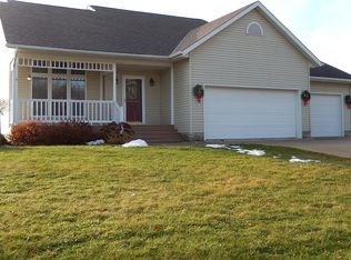 1000 10th St SW, Humboldt, IA 50548