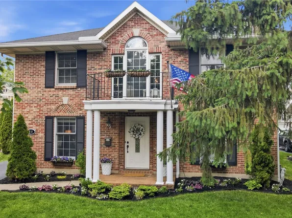 39 E Dixon Ave, Dayton, OH 45419
