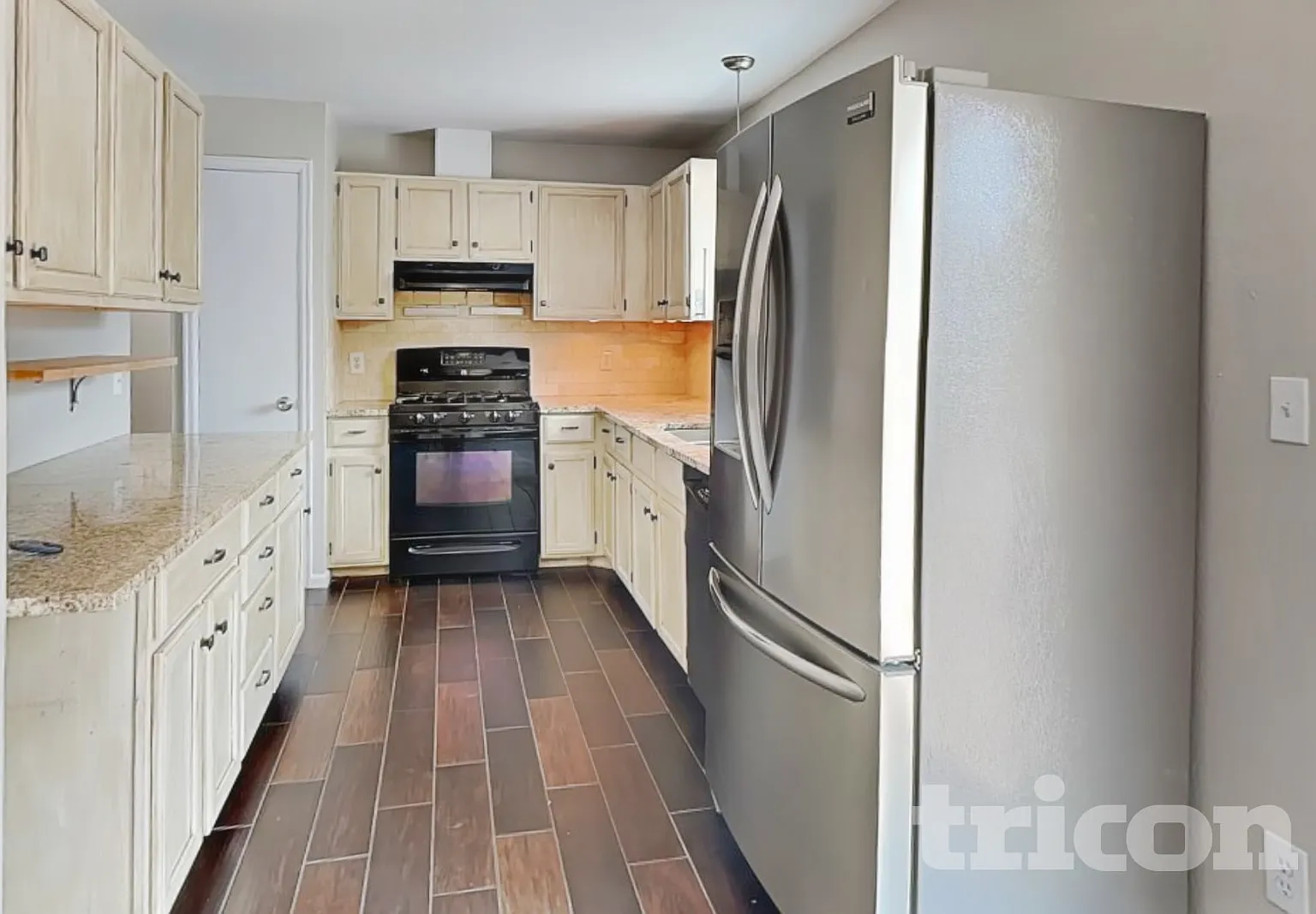 19545 E Iowa Circle Aurora CO — Photo 4