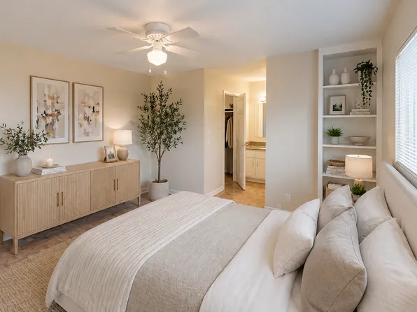 Creekwood Apartments