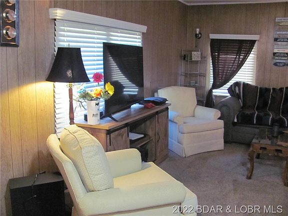 2nd image of 25 Driftwood Park Ln