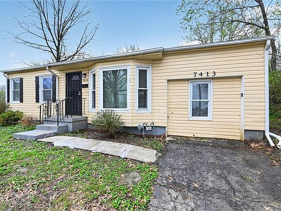 5th image of 7413 E 56th Ter