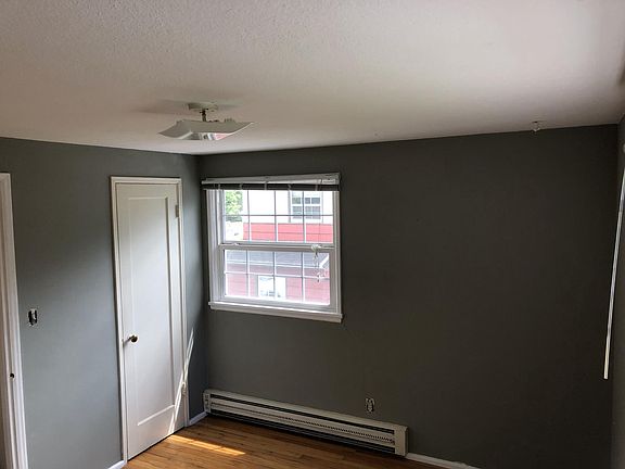 Both bedrooms have two windows