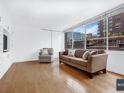 353 E 72nd St APT 16C, New York, NY, 10021