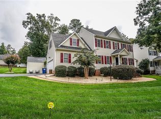 11643 Nevis Dr, Midlothian, VA 23114