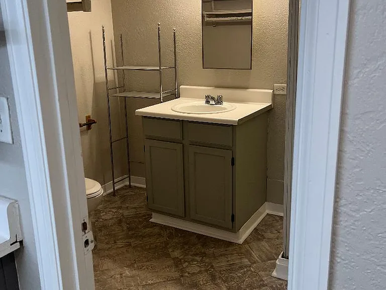 Francesca Apartments — Photo 35