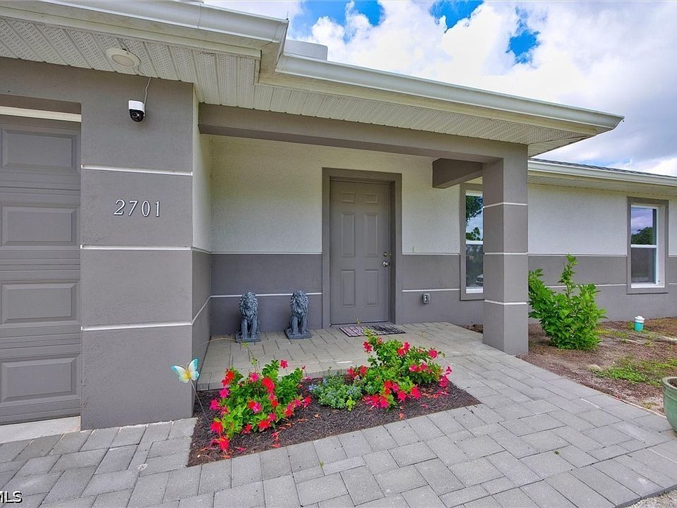 1st image of 2701 Darlene Pl
