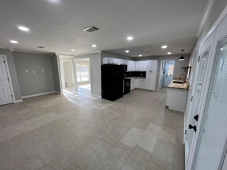 117 Rosine St — Photo 18