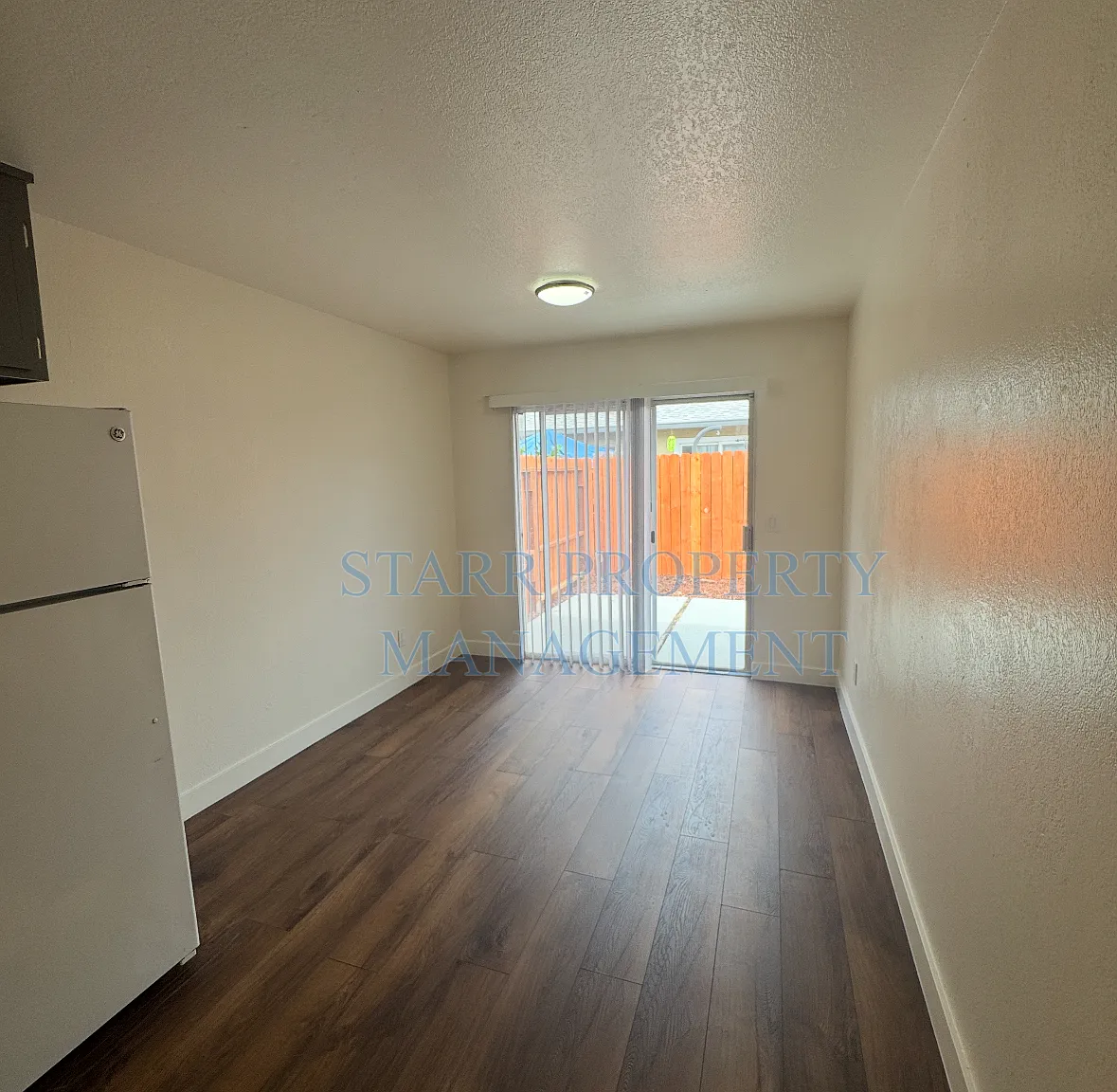 2 bed, 1.0 bath, $1,600 — Photo 4