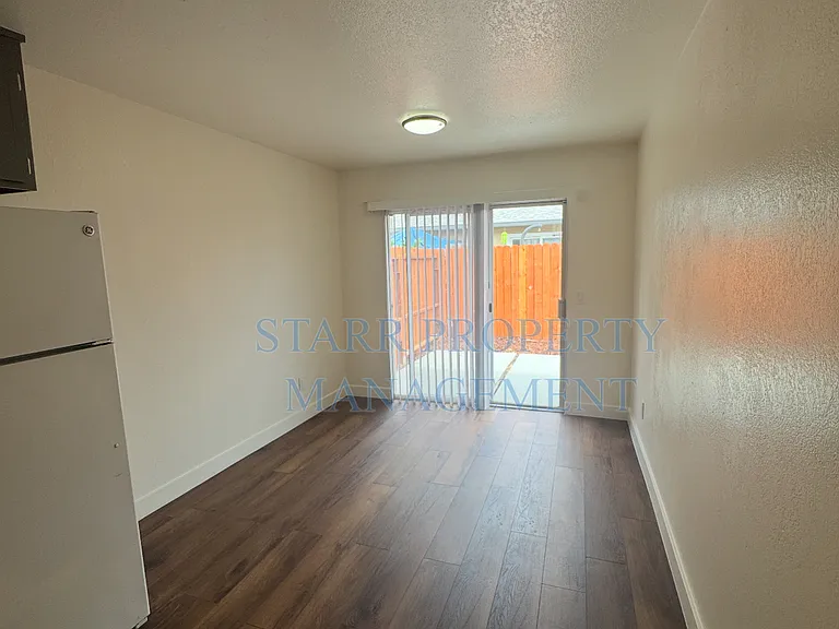 8829-8833 Kelley Dr — Photo 4