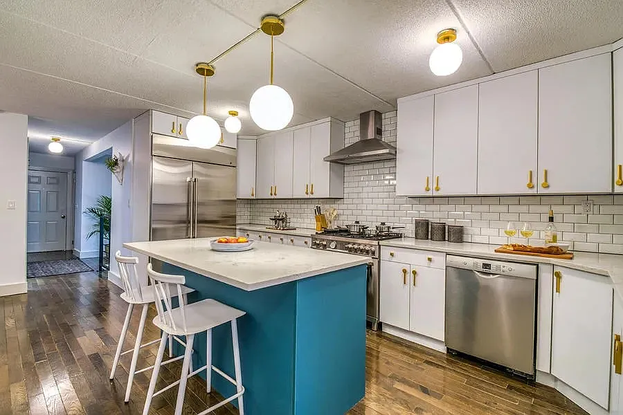 5 bed, 6.0 bath, $1,030 — Photo 3