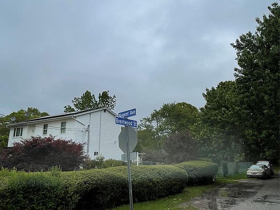 5th image of Brentwood Street