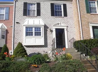 5 Sunnyvale Ct, Cockeysville, MD 21030