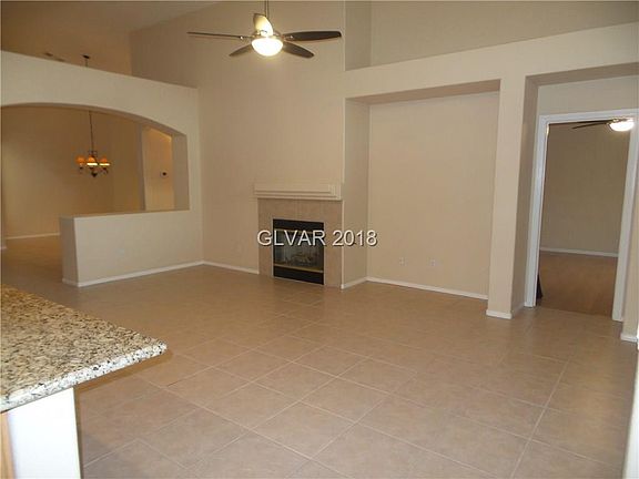 3rd image of 2924 Branch Creek Ct