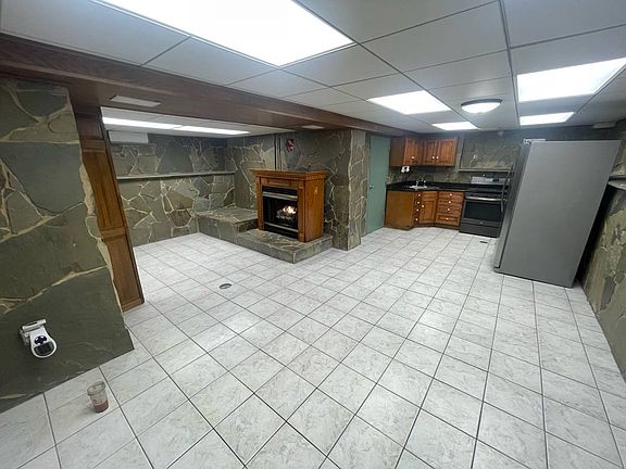 5th image of 6908 Annapolis Rd #2