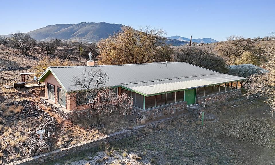 1st image of 102 Limpia Creek Dr