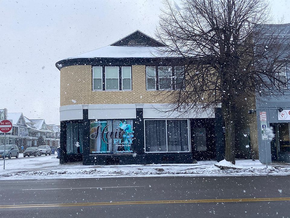 2nd image of 2529 Delaware Ave