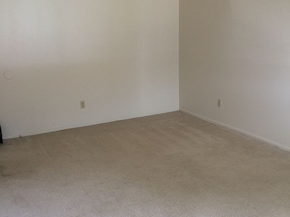 5th image of 1220 Highfield Ct APT 203