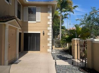 363 Prestwick Cir APT 1, Palm Beach Gardens, FL 33418