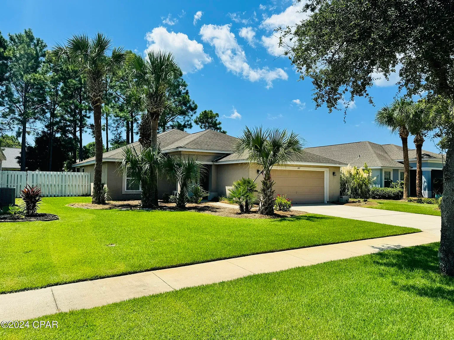 3 bed, 1993 sqft, $2,800 — Photo 2