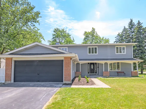 1563 White Trl, Elk Grove Village, IL 60007