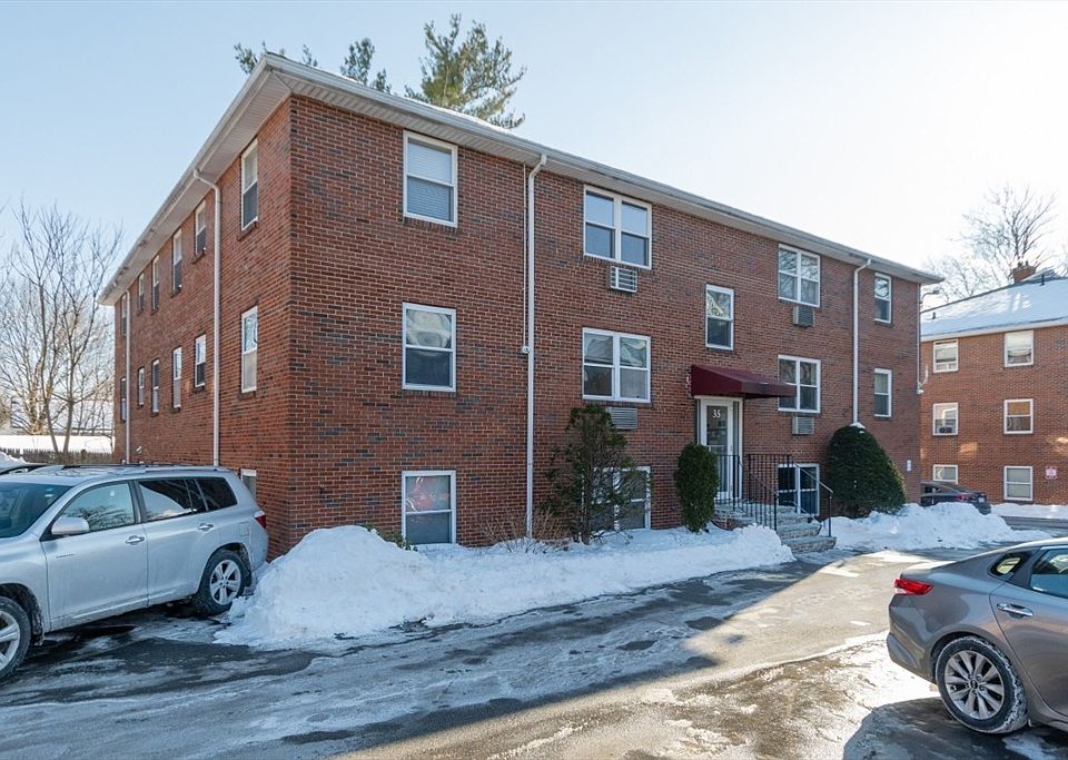 1st image of 35 Montvale Ave APT 8