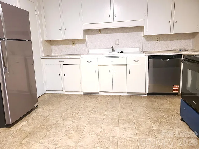 2245 Crescent Ave #2 — Photo 2