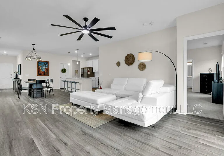 107 Firefly Cir — Photo 9